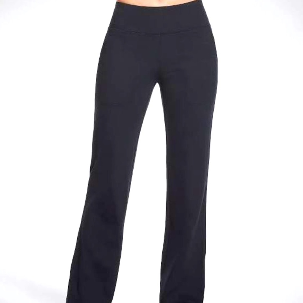 Black Sketchers Flaired yoga Pants
